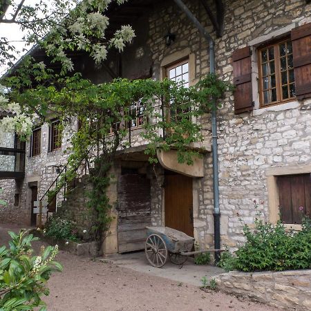 Logis Hotel Restaurant La Vieille Ferme, Macon Nord Sance ภายนอก รูปภาพ