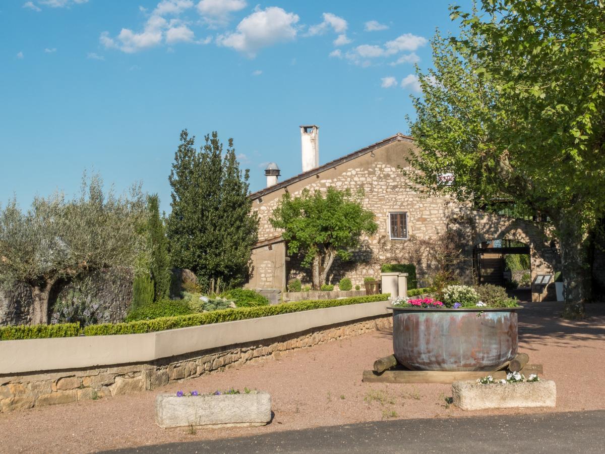 Logis Hotel Restaurant La Vieille Ferme, Macon Nord Sance ภายนอก รูปภาพ